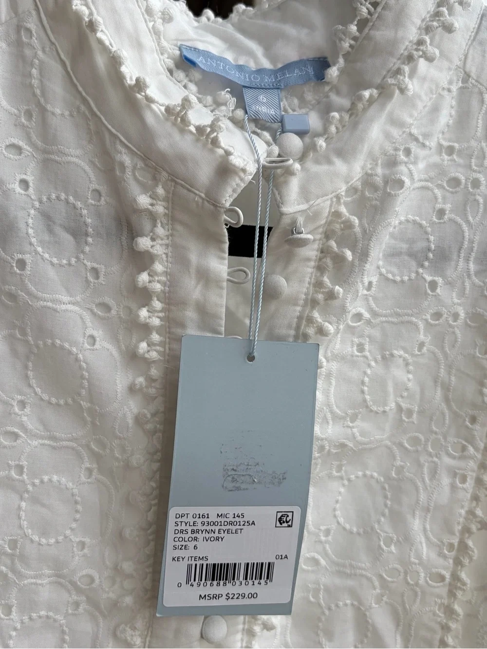 🆕🤍Antonio Melani White Eyelet Lace Dress Size 6 Boho Cottagecore Front Mini - Picture 15 of 17